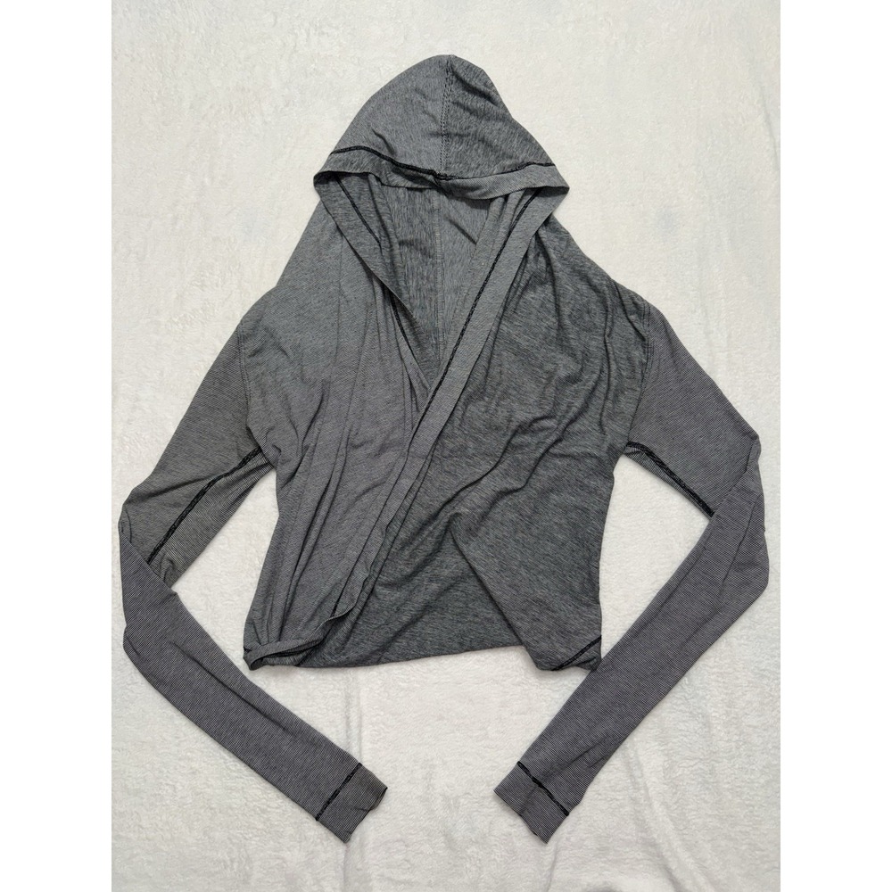 Lululemon Women's Iconic Wrap Sweater Gray Pullover Size 6